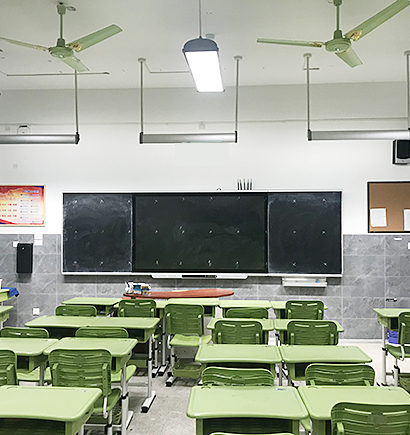 上海市佘山外國語實(shí)驗(yàn)學(xué)校