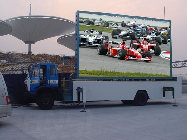 上海F1賽車場(chǎng)室內(nèi)led全彩顯示屏