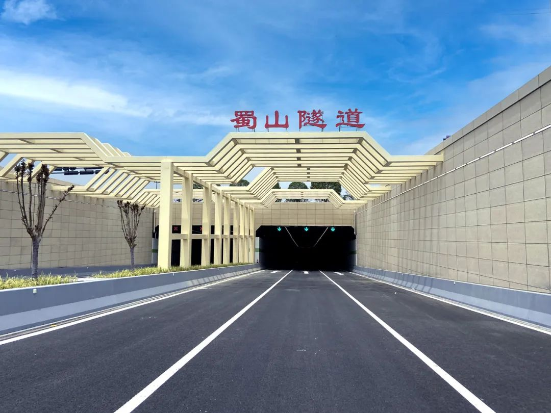 三思隧道照明,連續光帶,創新方案,護航亞運出行