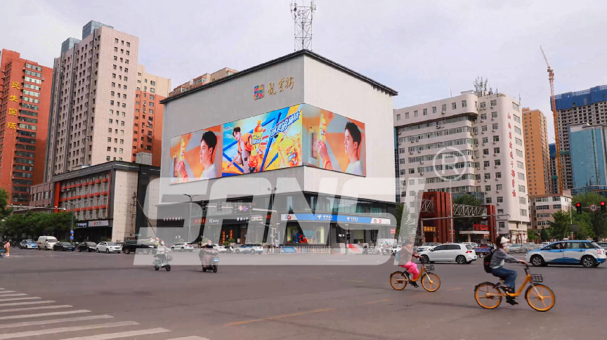 LED拼接屏,高效顯示,創(chuàng)新應(yīng)用,推動(dòng)城市智能化發(fā)展