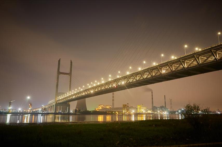 智慧管控,賦能LED路燈,遠(yuǎn)程調(diào)光,故障預(yù)警,一體化革新