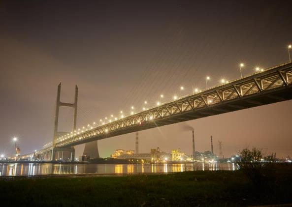 LED顯示屏,LED顯示屏廠家,LED照明廠家,照明解決方案,顯示屏解決方案